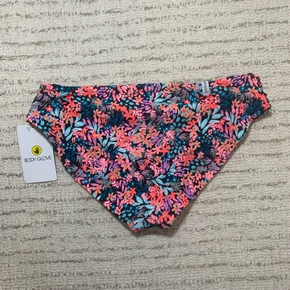 Body Glove brand bikini set - Picture 9 of 12